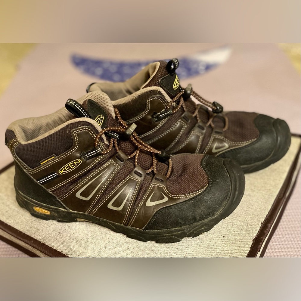 Keen Oakridge Waterproof Hikers US 5